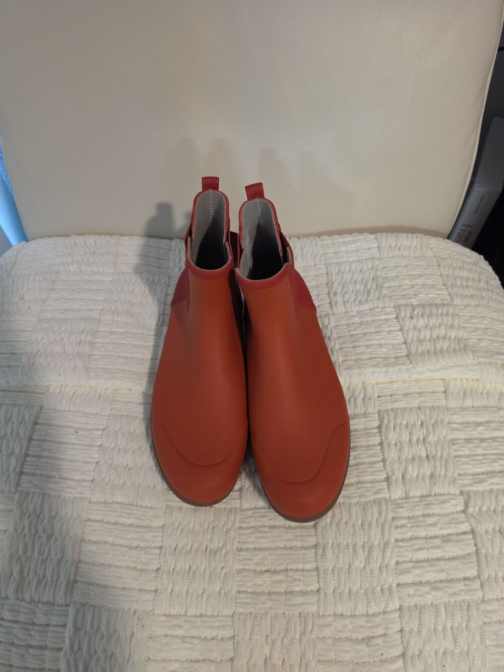 NWT Bogs Women's Chelsea Boots Sz 12